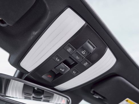 Used 2021 Mercedes-Benz AMG GT Roadster image 73