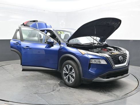 Used 2023 Nissan Rogue SV AWD/4WD image 44