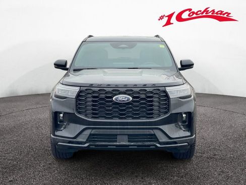 New 2026 Ford Explorer ST-Line w/ ST-Line Street Pack image 2