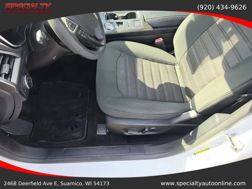 Used 2020 Ford Fusion SE FWD image 23