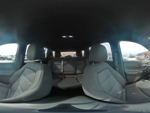 Used 2025 Chevrolet Equinox LT image 43