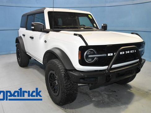 Used 2022 Ford Bronco Wildtrak image 1