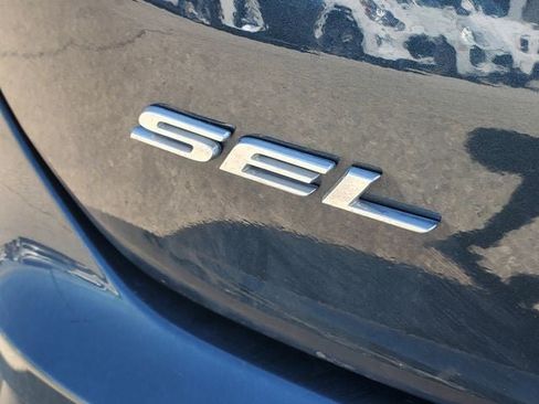 Used 2024 Ford Edge SEL w/ Sport Appearance Package AWD/4WD image 26