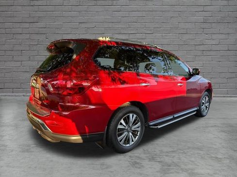 Used 2017 Nissan Pathfinder SL w/ SL Tech Package FWD image 5