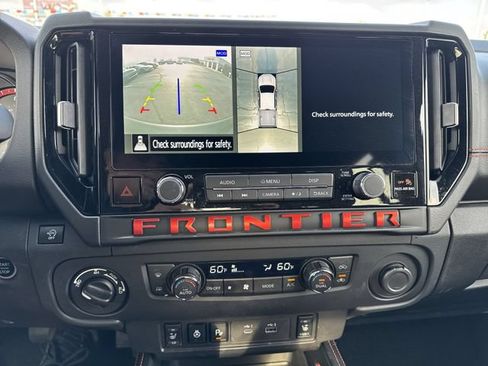 Used 2025 Nissan Frontier PRO-4X w/ Pro Convenience Package AWD/4WD image 22