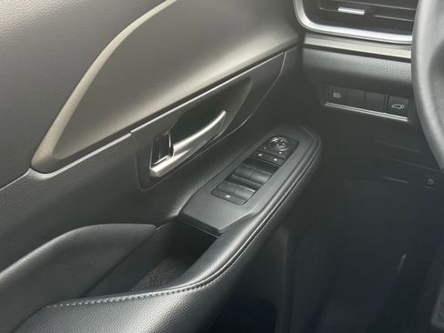Used 2025 Toyota Grand Highlander AWD image 7