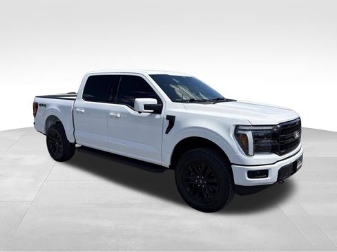 Used 2025 Ford F150 Lariat AWD/4WD image 26