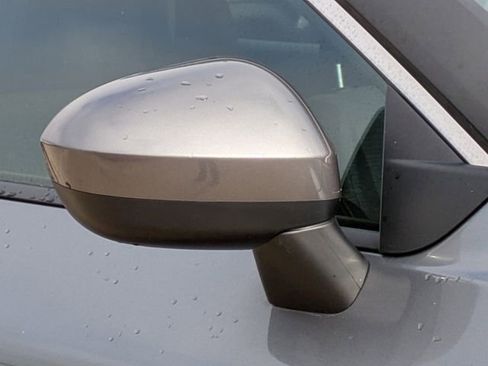 Used 2023 Nissan Rogue SV image 12