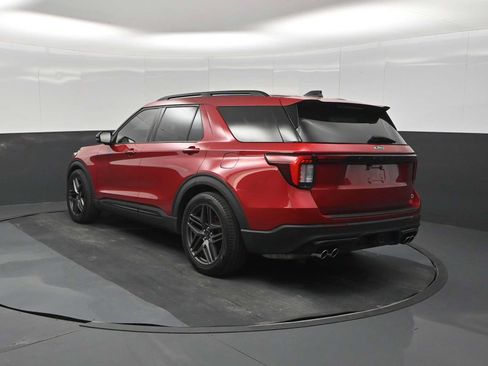 Used 2025 Ford Explorer ST w/ Sun And Sound Package AWD/4WD image 6