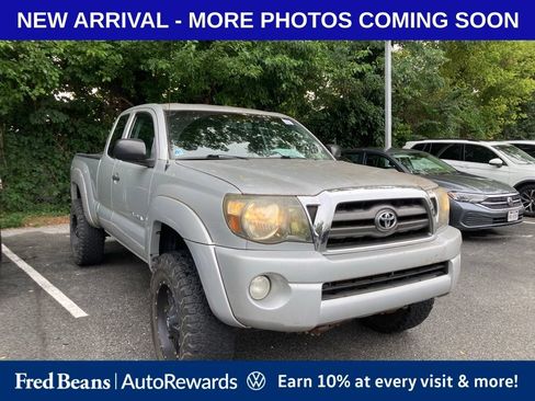 Used 2009 Toyota Tacoma 4x4 Access Cab V6 w/ TRD Off-Road Pkg image 1