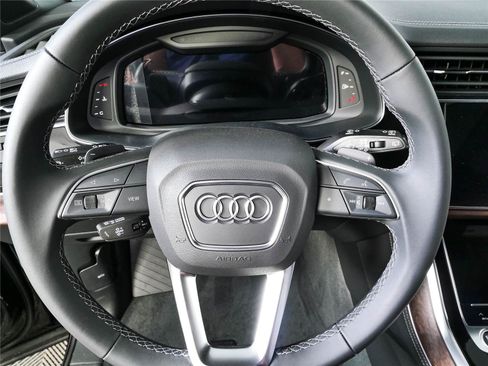 Used 2026 Audi Q7 3.0T Premium Plus w/ Premium Plus Package AWD/4WD image 10