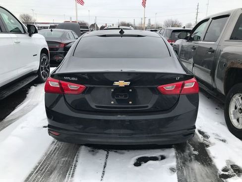 Used 2016 Chevrolet Malibu LT image 12