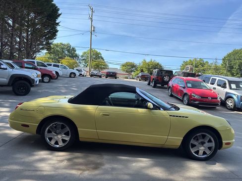 Used 2002 Ford Thunderbird RWD image 6