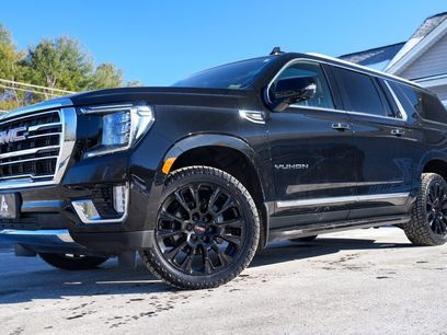 Used 2023 GMC Yukon XL SLT w/ SLT Premium Package
