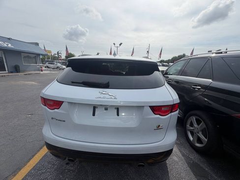Used 2017 Jaguar F-PACE S AWD/4WD image 4