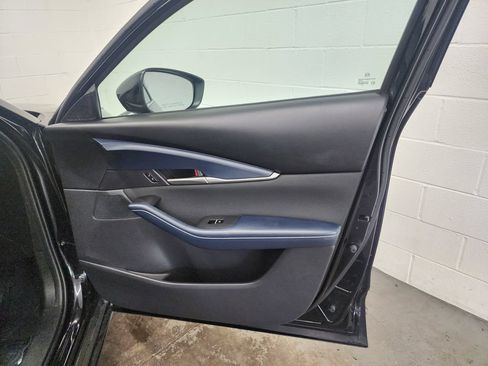 Used 2020 MAZDA CX-30 FWD image 29