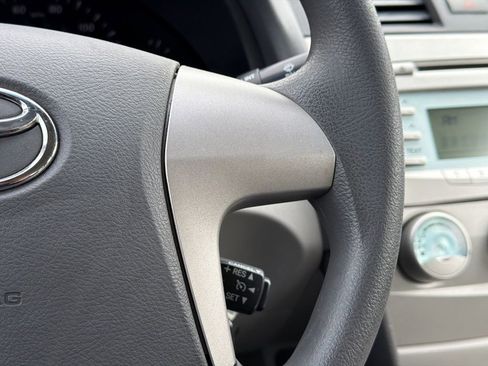 Used 2007 Toyota Camry LE image 17