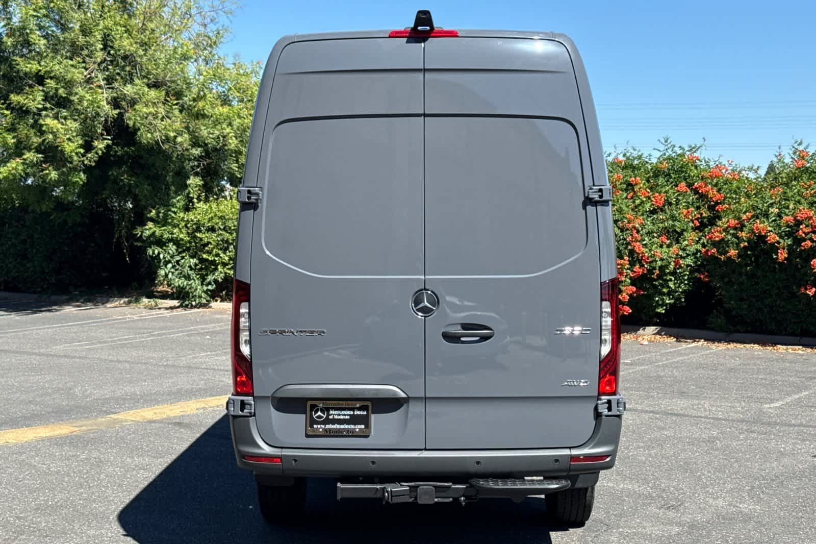 New 2026 Mercedes-Benz Sprinter 2500 image 4