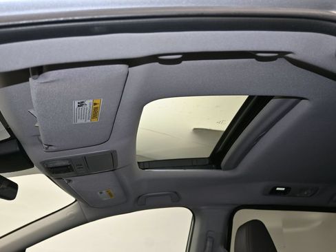 Certified 2023 Honda Odyssey EX-L image 24