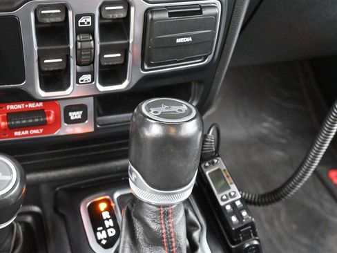 Used 2020 Jeep Wrangler Unlimited Rubicon AWD/4WD image 20