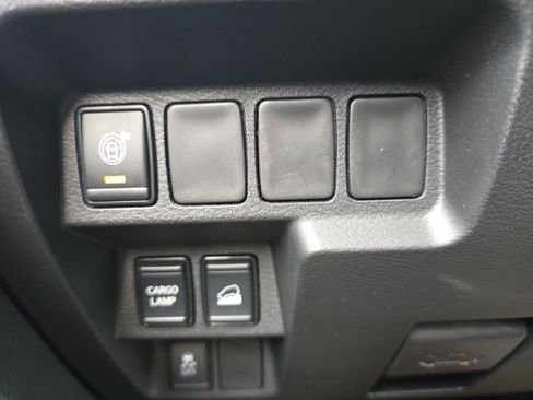 Used 2025 Nissan Frontier SV w/ Tow Package image 20