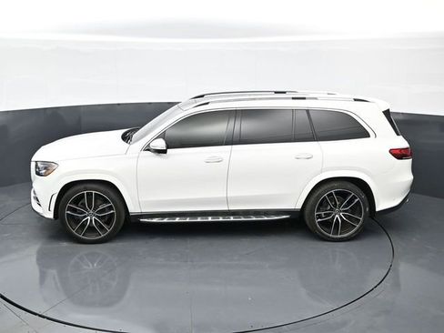 Used 2021 Mercedes-Benz GLS 580 4MATIC image 33