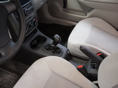 Used 2009 Chevrolet Cobalt LS FWD image 7