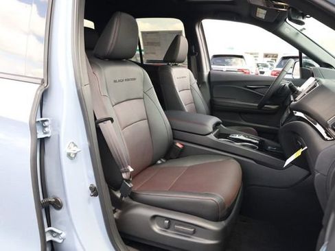 New 2026 Honda Ridgeline Black Edition image 23