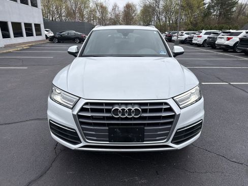 Used 2020 Audi Q5 2.0T Premium w/ Convenience Package AWD/4WD image 2