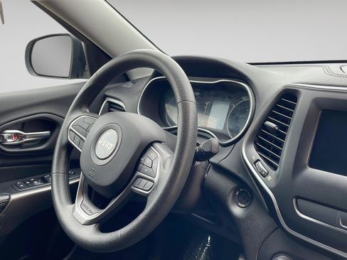 Used 2020 Jeep Cherokee Latitude image 13