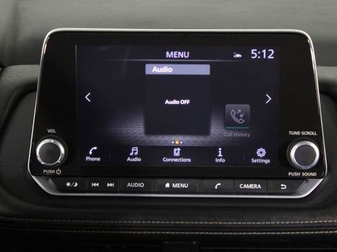 Certified 2025 Nissan Rogue SV AWD/4WD image 9