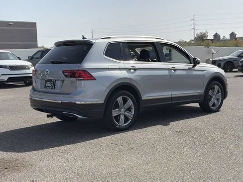 Used 2021 Volkswagen Tiguan SEL AWD/4WD image 7