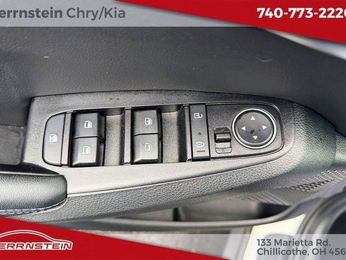Used 2023 Kia Seltos S image 14