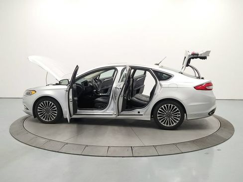 Used 2018 Ford Fusion Titanium AWD/4WD image 13