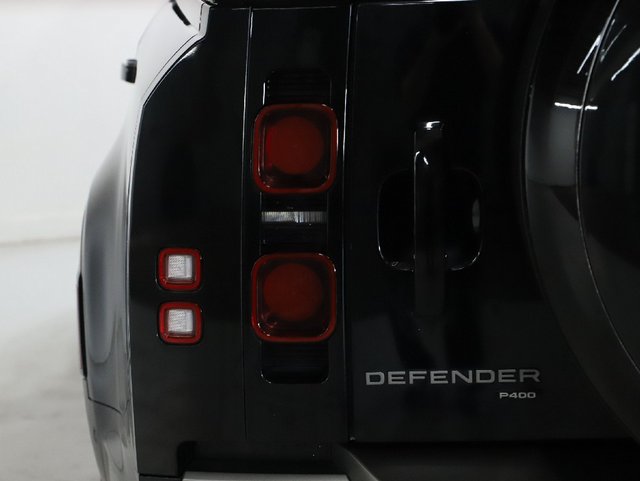 Used 2023 Land Rover Defender 130 X-Dynamic SE AWD/4WD image 48