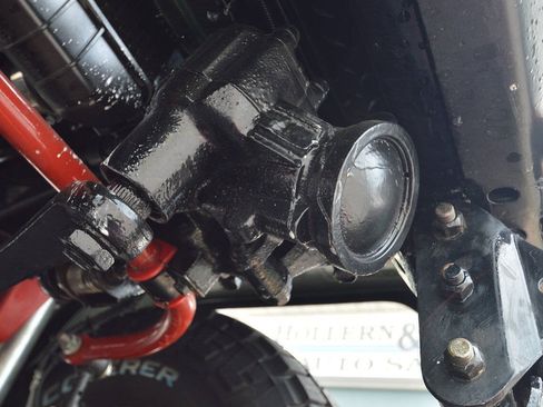 Used 1995 Jeep Wrangler Sahara AWD/4WD image 30
