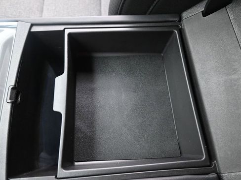 Used 2025 GMC Acadia Elevation FWD image 16