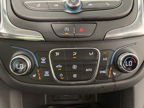 Used 2023 Chevrolet Equinox LT image 27