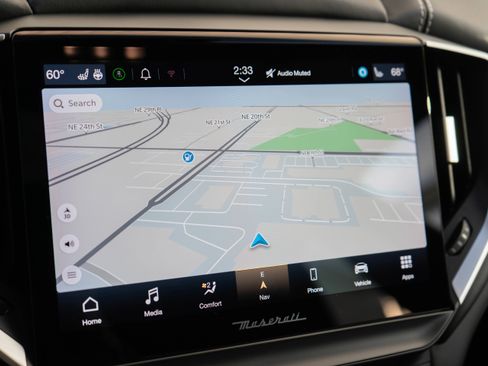 Used 2022 Maserati Ghibli Trofeo image 20