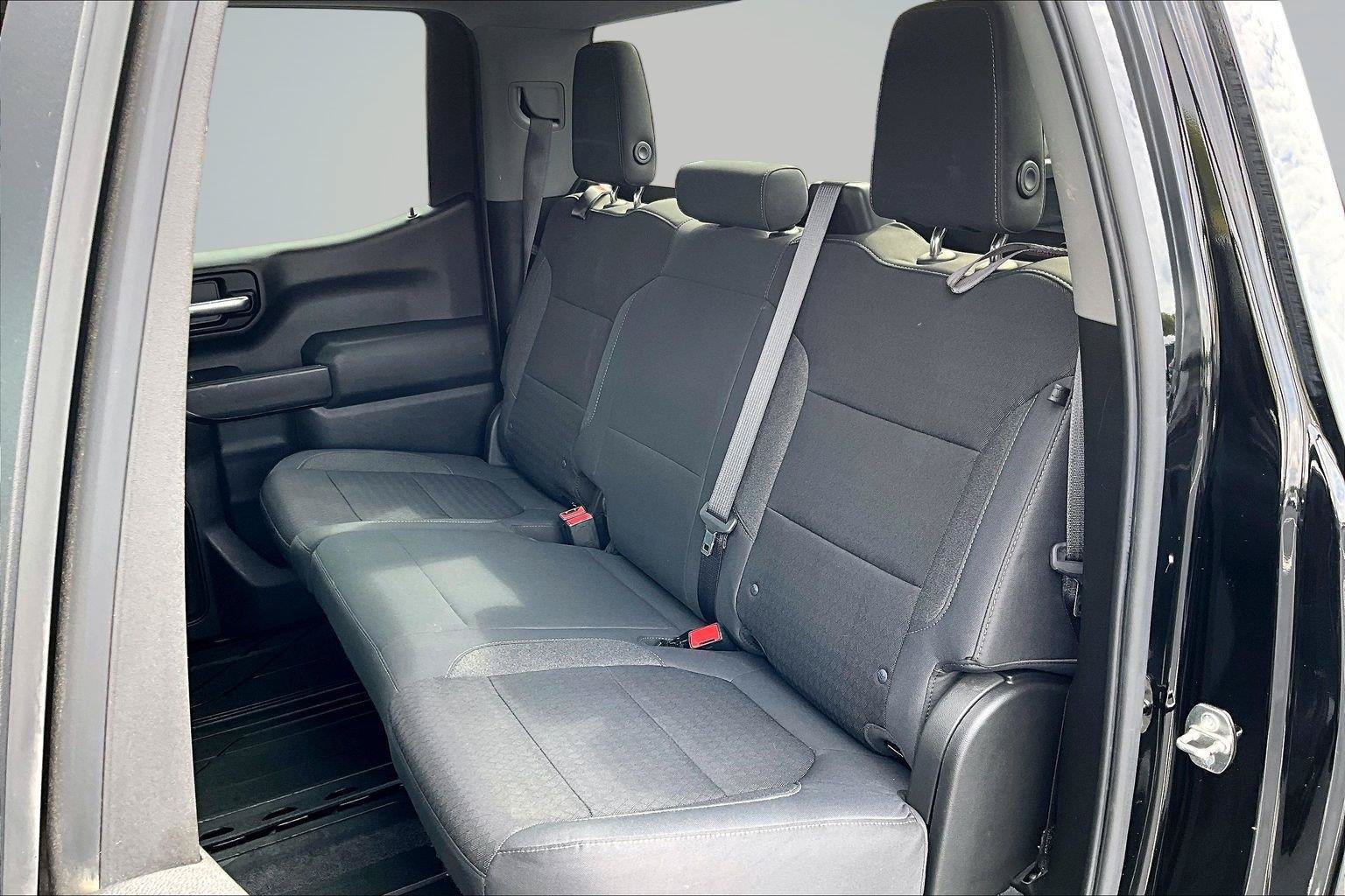 Used 2019 Chevrolet Silverado 1500 LT w/ All-Star Edition AWD/4WD image 27
