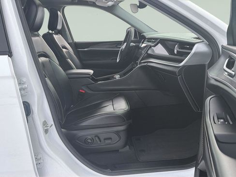 Used 2023 Jeep Grand Cherokee 4WD 4xe image 33