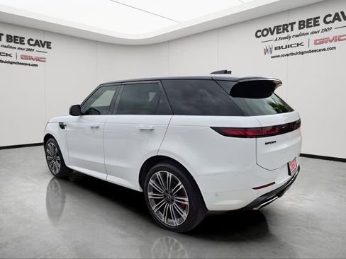 Used 2023 Land Rover Range Rover Sport SE Dynamic image 7