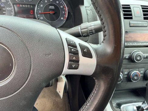 Used 2008 Pontiac Torrent 2WD w/ Preferred Package image 15