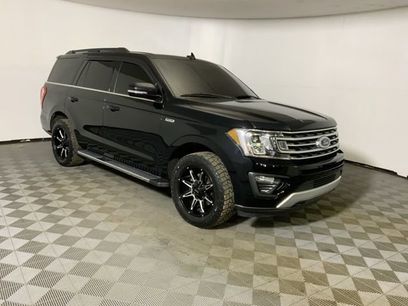 Used 2018 Ford Expedition XLT w/ Equipment Group 202A