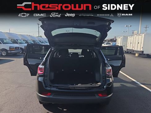 Used 2024 Jeep Compass Sport AWD/4WD image 14