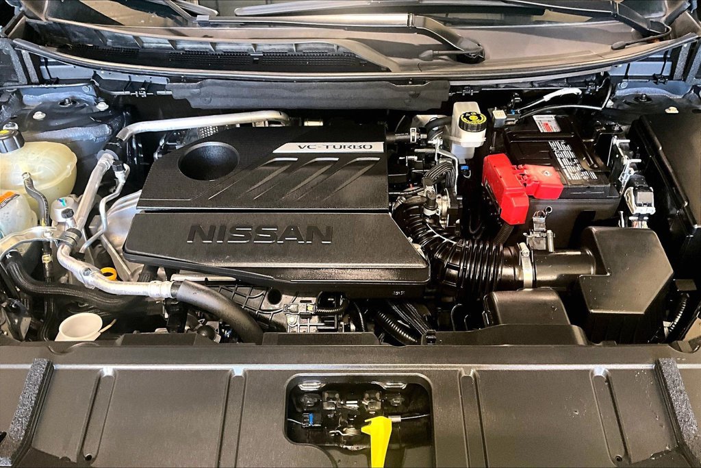 Used 2025 Nissan Rogue SV AWD/4WD image 10