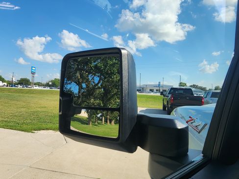 Certified 2022 Chevrolet Silverado 2500 LTZ w/ Gooseneck/5TH Wheel Package AWD/4WD image 11