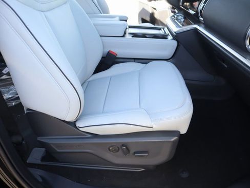 New 2026 Ford Expedition Platinum w/ Platinum Ultimate Package image 15