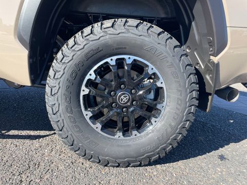 New 2026 Toyota Tundra SR5 image 18