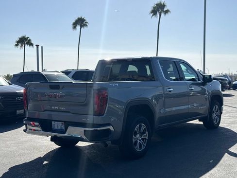 Used 2025 GMC Sierra 1500 SLT AWD/4WD image 5